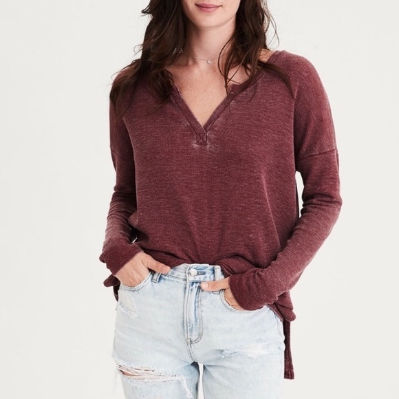 AEO Oversized Distressed Waffle Knit Henley - Picture 2 of 11